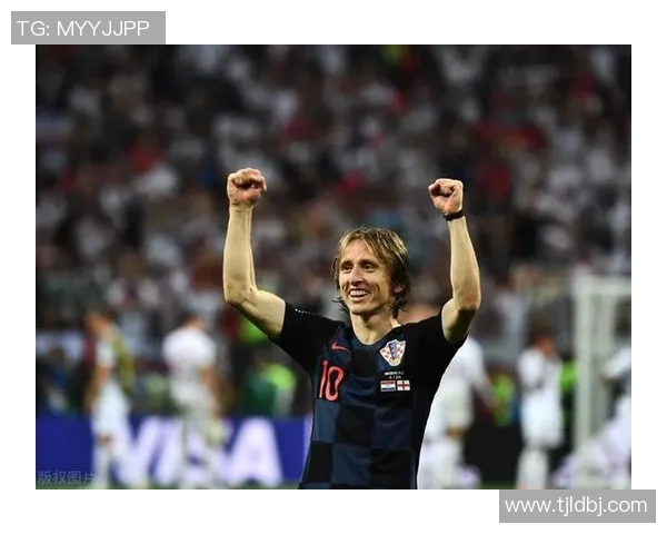 拉腊与阿根廷独立队激战成和比赛比分引发球迷热议