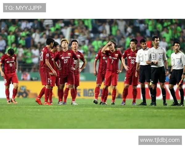 足协杯精彩对决上港与恒大直播全程回顾与赛后分析